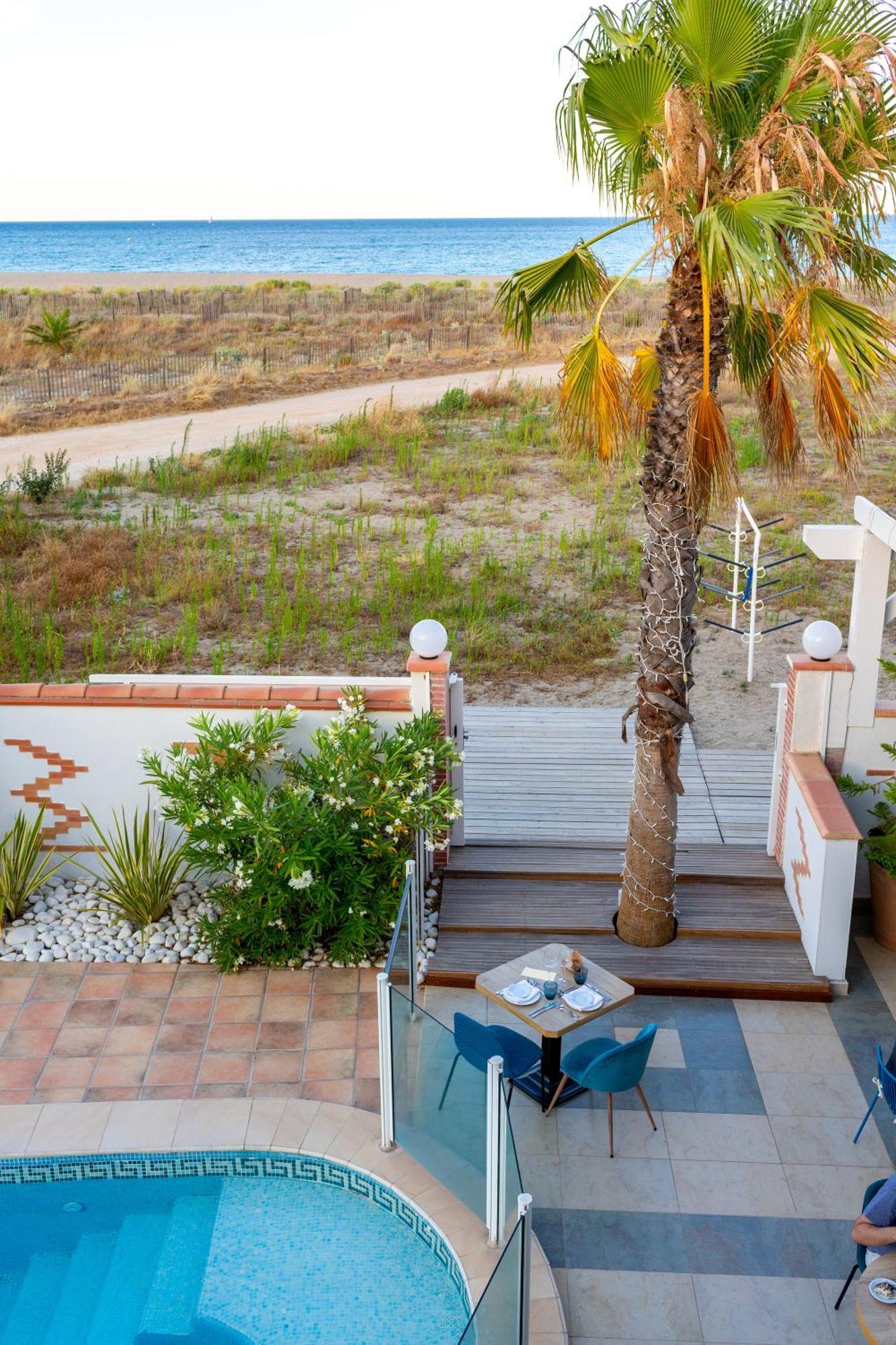 Les Bulles De Mer - Hotel & Spa Sur La Plage Сен-Сиприен Экстерьер фото